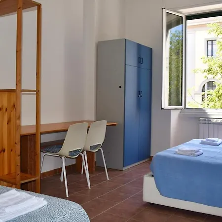 Appartement 4 Near Mambo - Parking - Train Station