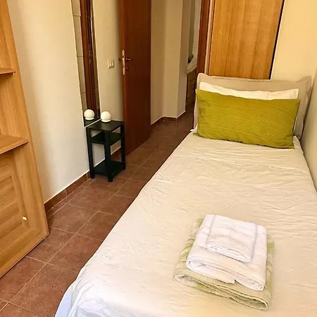 4 Near Mambo - Parking - Train Station Appartement *