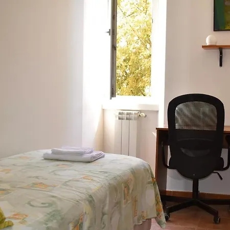 Appartement 4 Near Mambo - Parking - Train Station