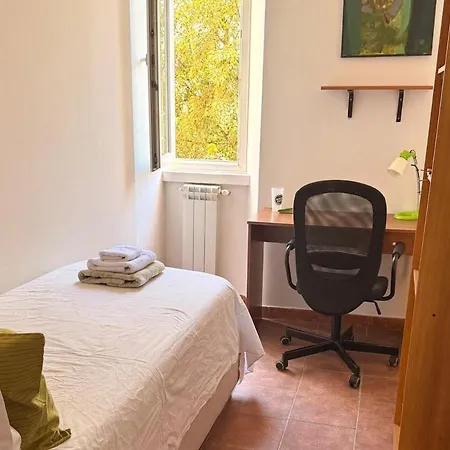 4 Near Mambo - Parking - Train Station Bologne